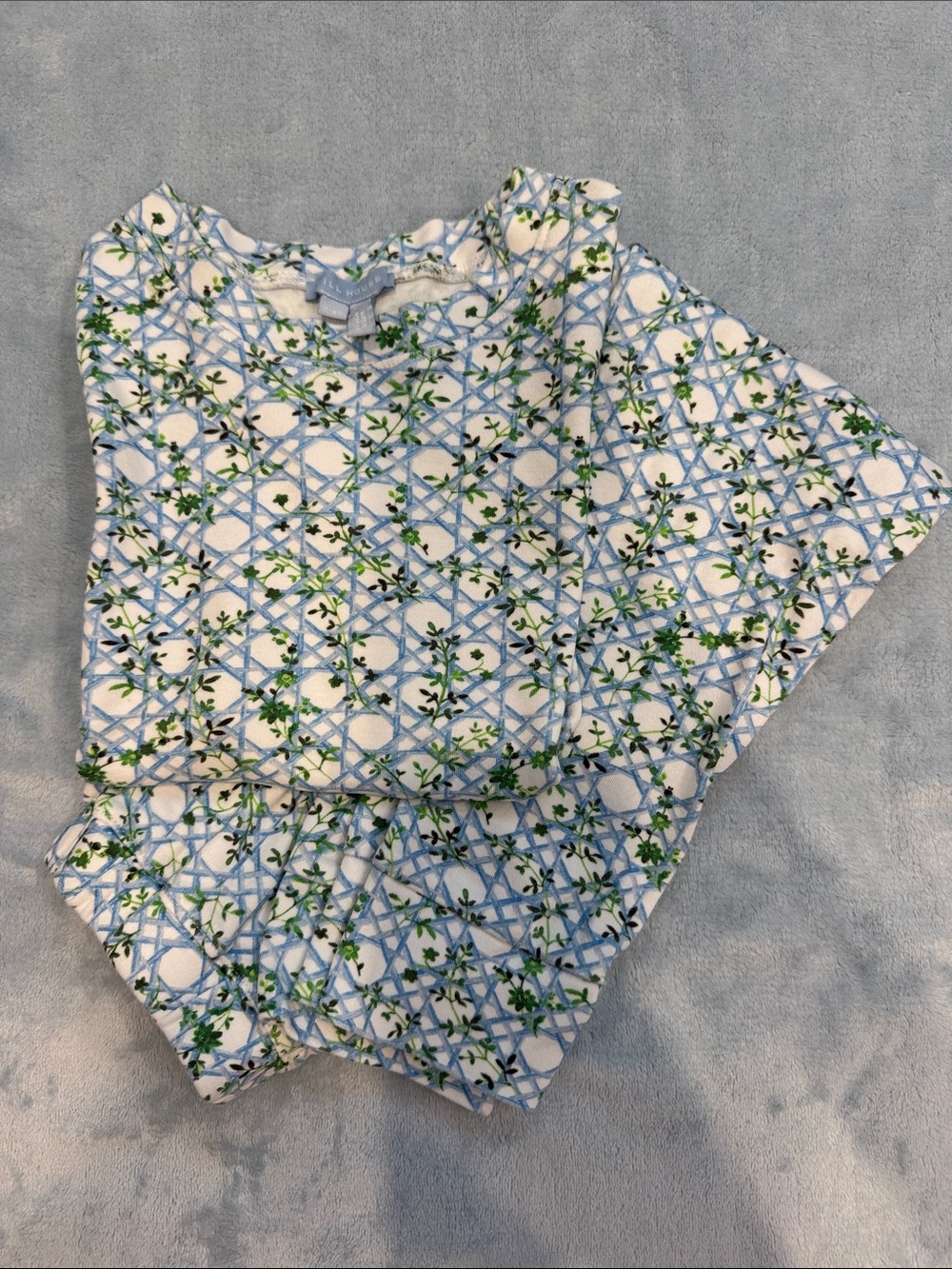 Hill House Kids Pajama Set in Light Blue, White, Green trellis 7/8 barely worn